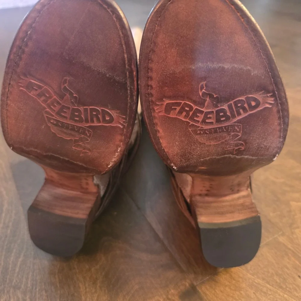 Freebird Coal knee high leather lace up distressed boots size 8